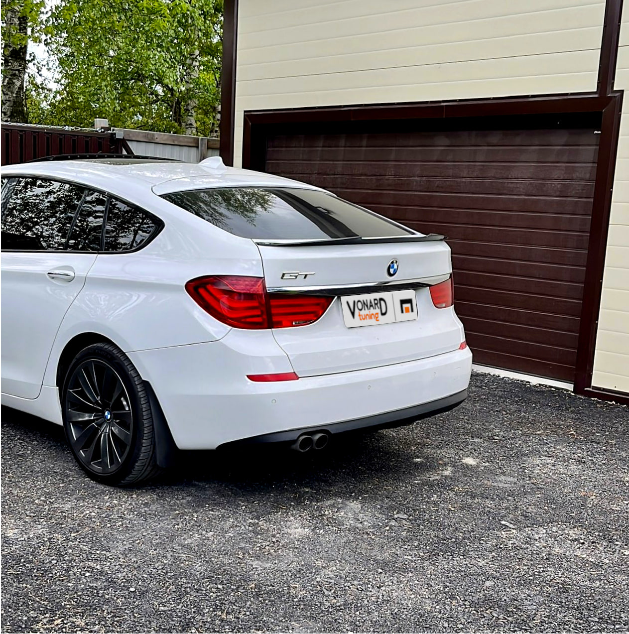 картинка Спойлер лезвие крышки багажника BMW 5 F07 GT рест. vonard customs 