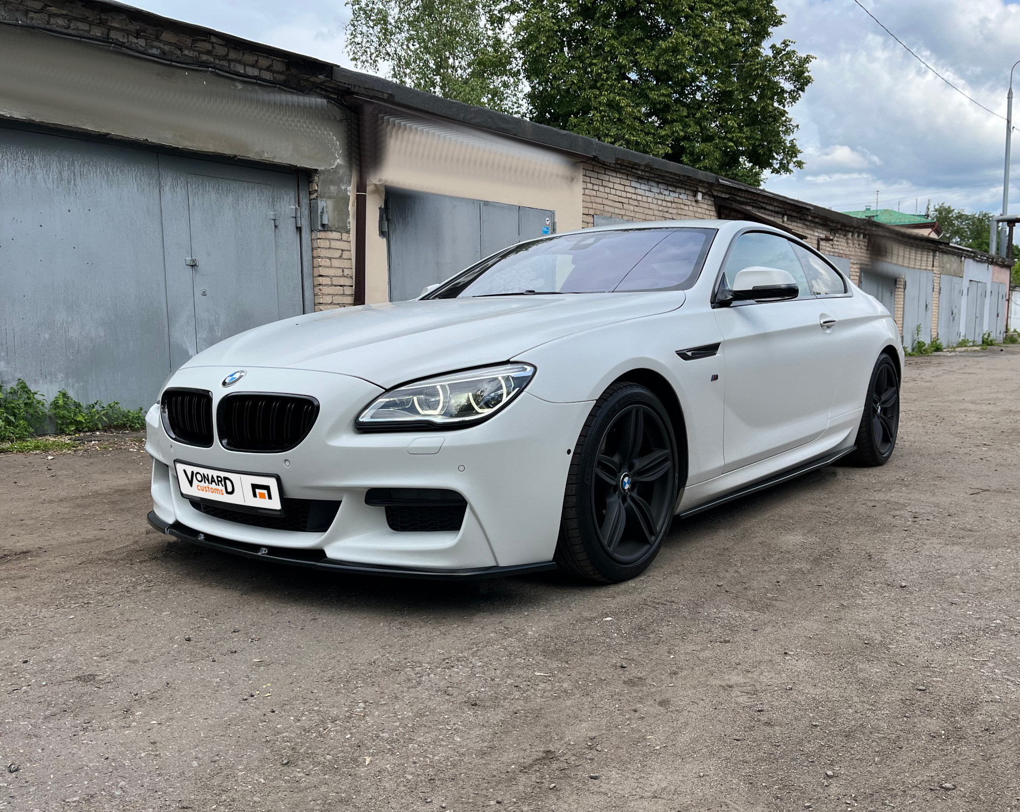 картинка Сплиттер переднего бампера BMW 6 F06 / F12 / F13 M-Pack vonard customs 