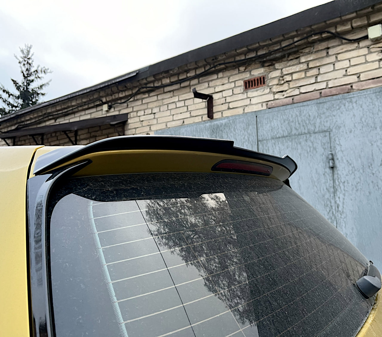 картинка Спойлер лезвие крышки багажника VW Golf 7 vonard customs 