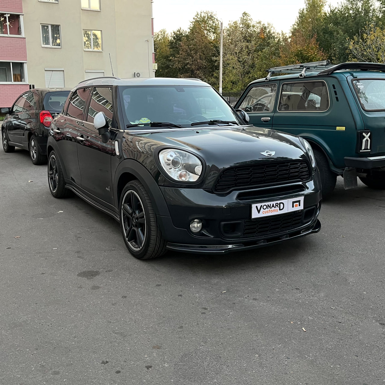 картинка Сплиттер переднего бампера MINI R60 Countryman S vonard customs 