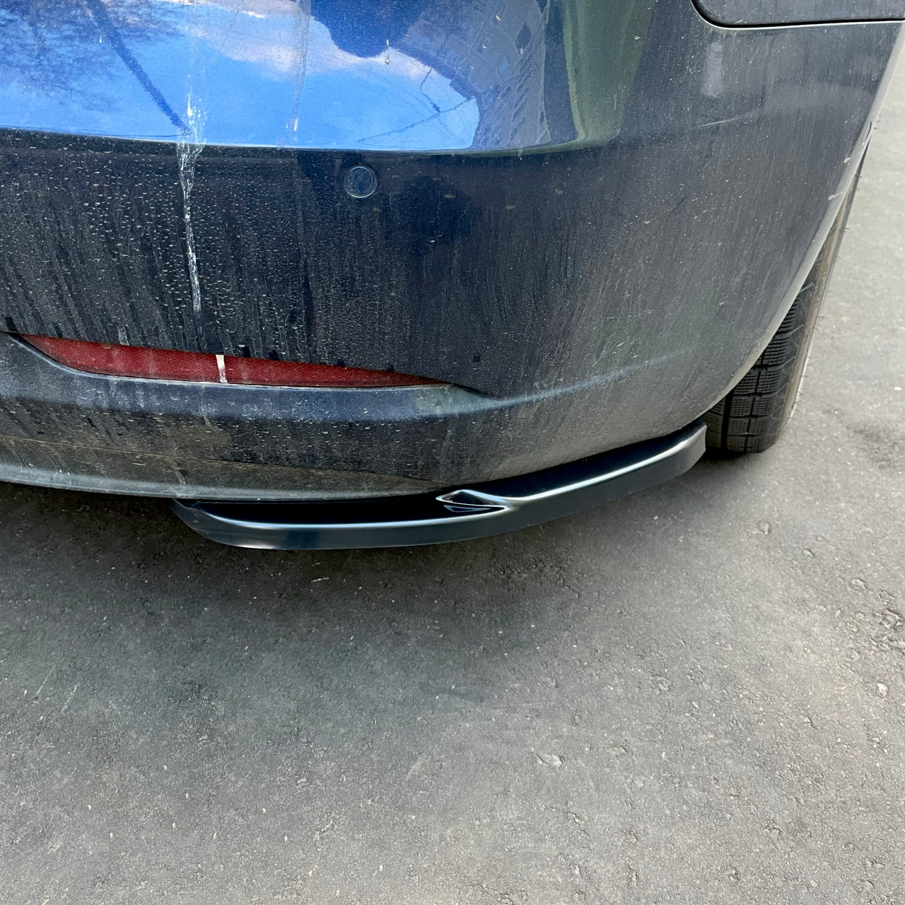 картинка Сплиттеры заднего бампера Tesla Model 3 - под покраску vonard customs 