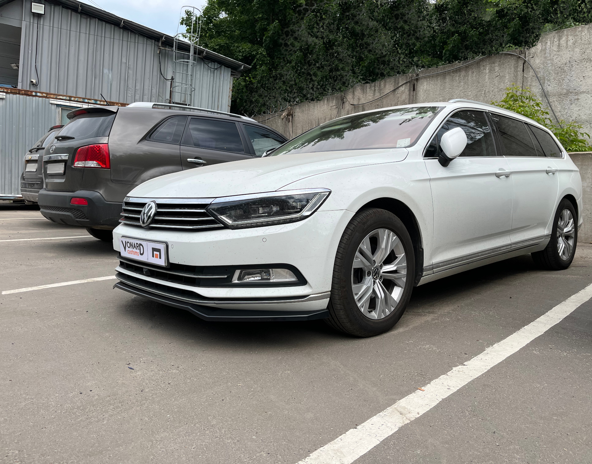 картинка Сплиттер переднего бампера VW Passat B8 (ver. 2) vonard customs 