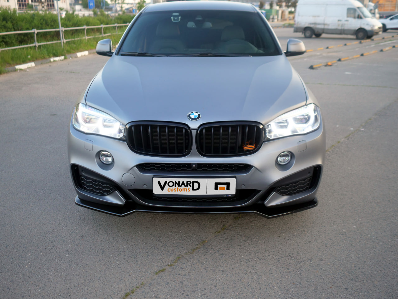 картинка Сплиттер переднего бампера BMW X6 F16 M-Pack vonard customs 