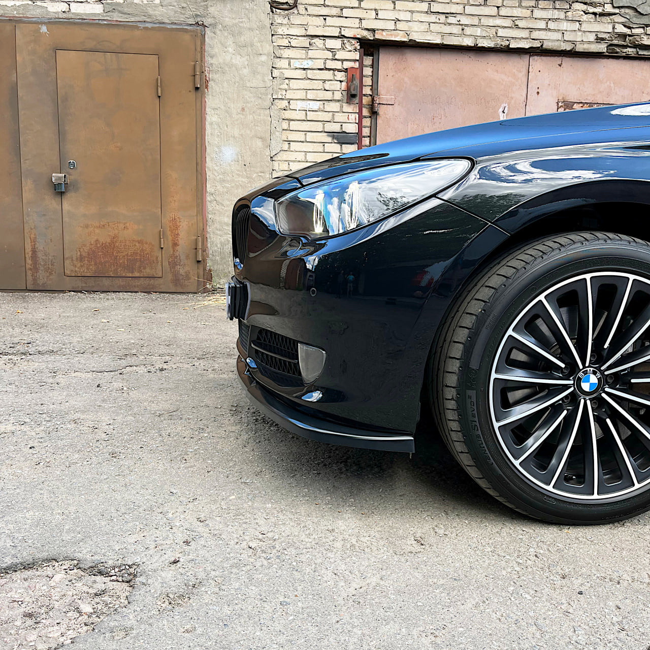 картинка Сплиттер переднего бампера BMW 5 F07 GT vonard customs 