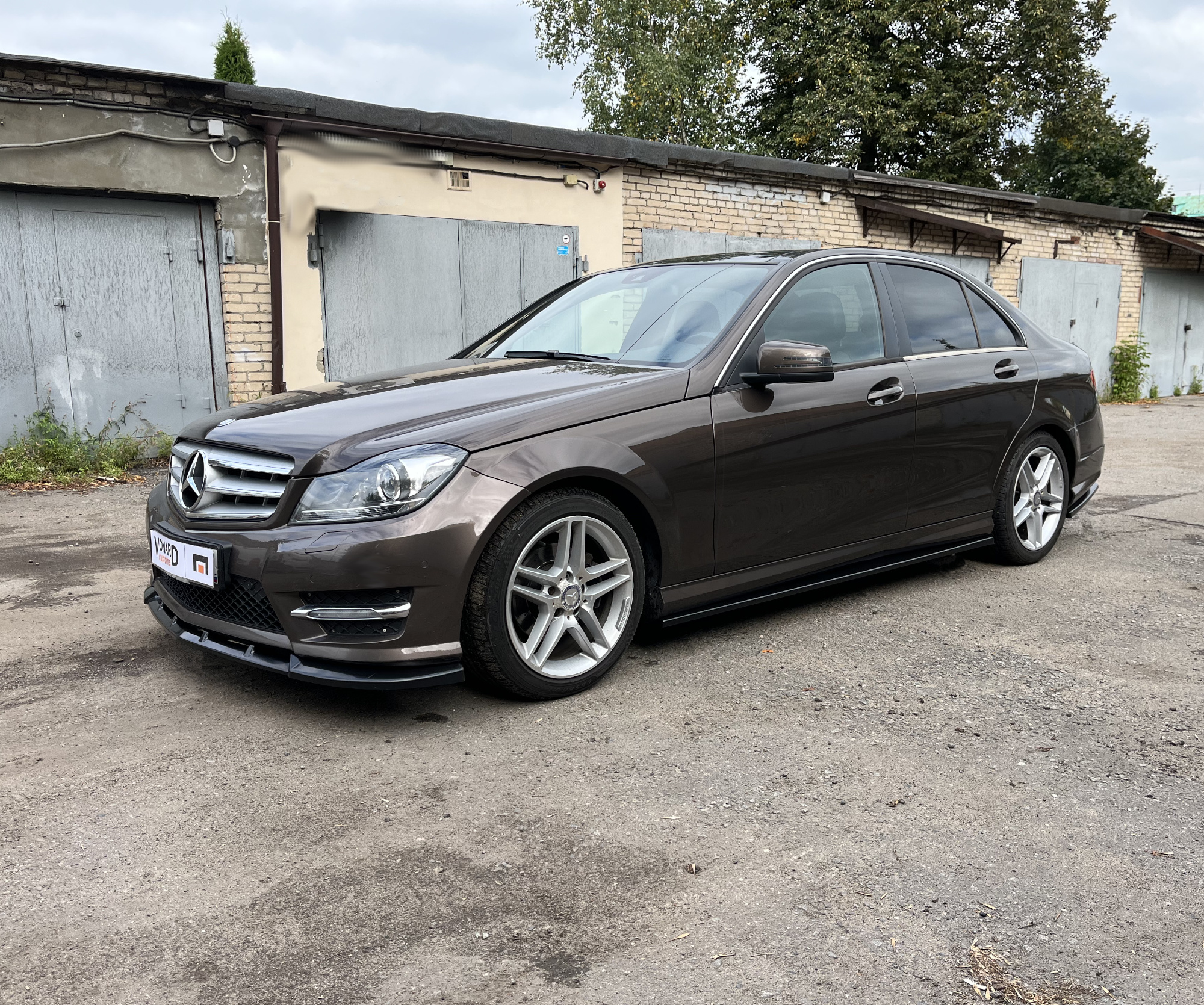 картинка Сплиттер переднего бампера Mercedes C W204 рест. vonard customs 