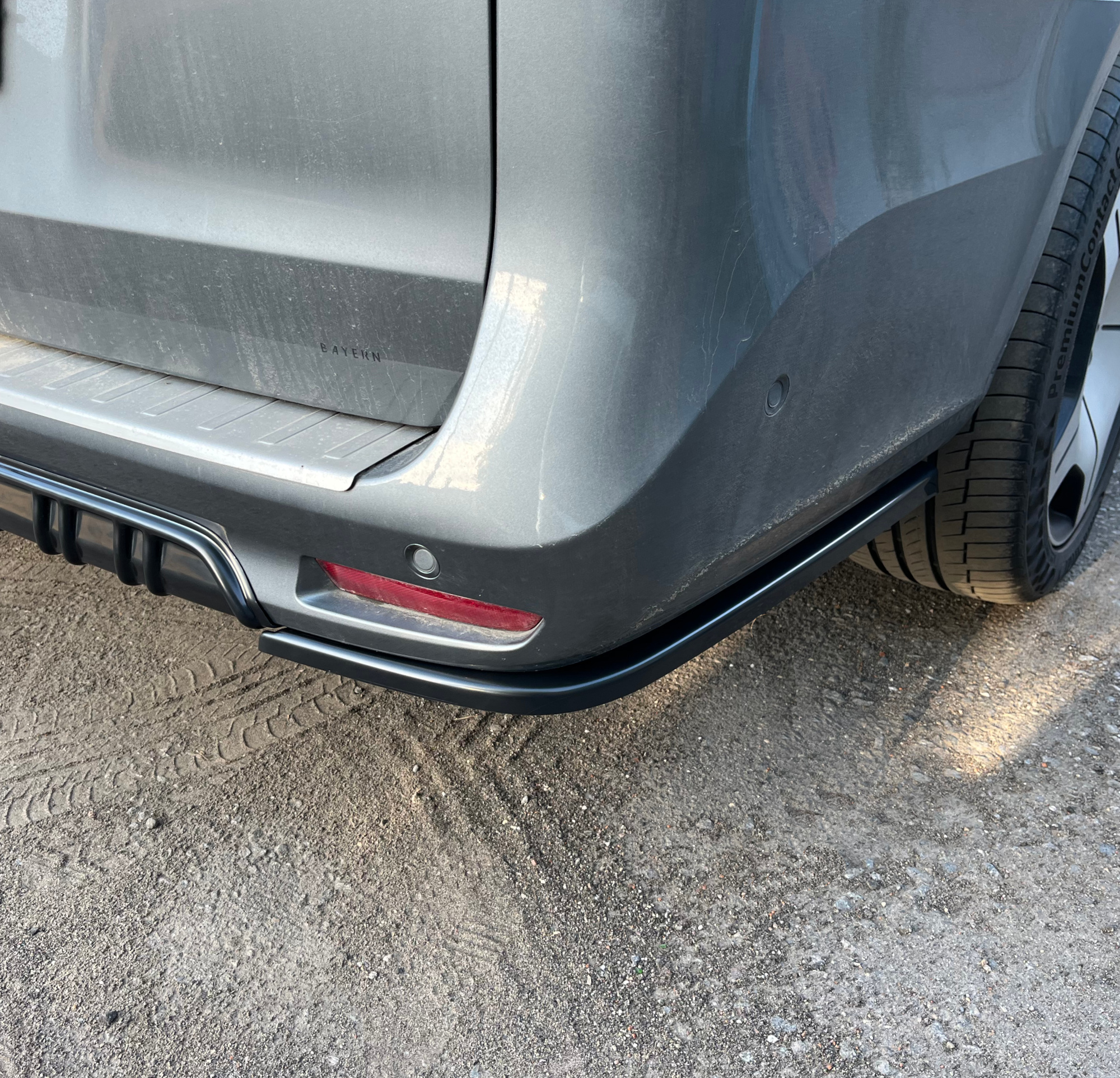 картинка Сплиттеры заднего бампера Mercedes V W447 AMG-line - черный глянец vonard customs 