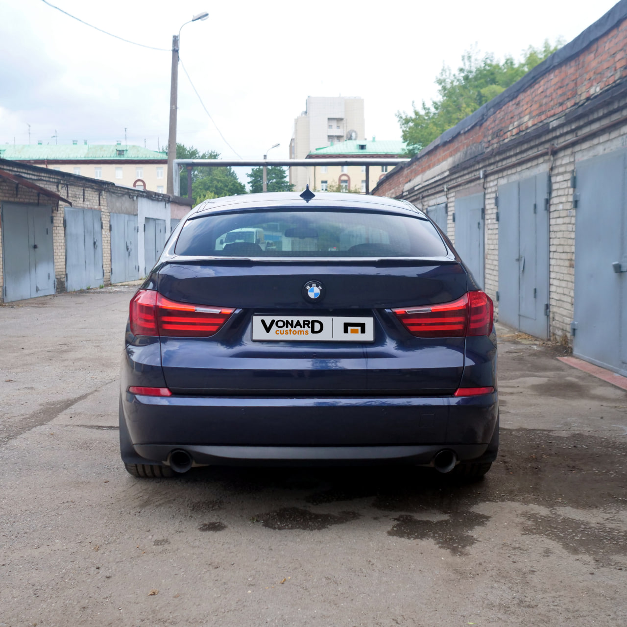 картинка Спойлер лезвие крышки багажника BMW 5 F07 GT рест. (узкий) vonard customs 