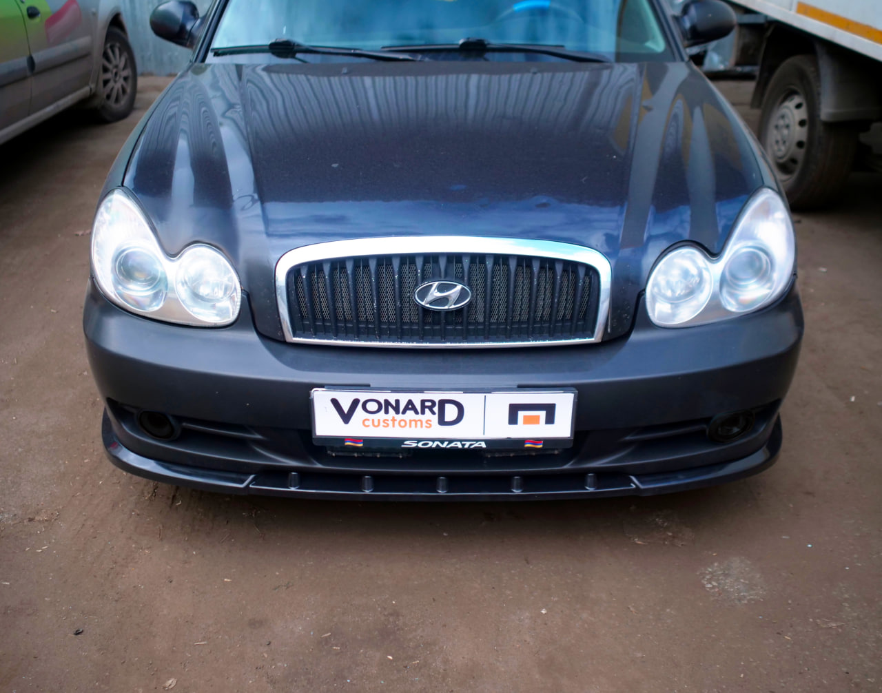 картинка Сплиттер переднего бампера Hyundai Sonata 4 рест. V2 vonard customs 