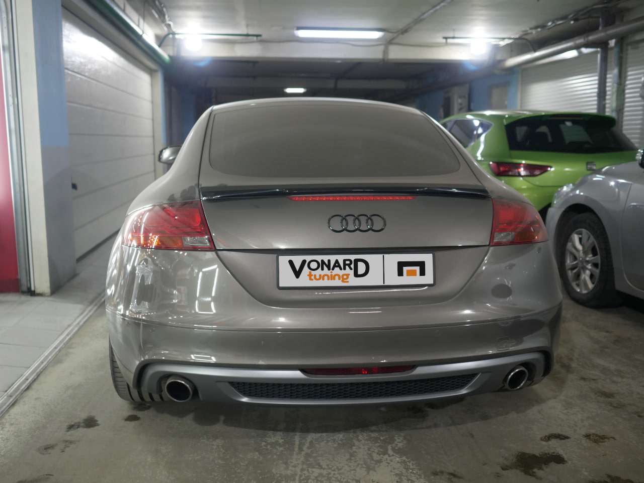 картинка Спойлер лезвие крышки багажника Audi TT 2 8J vonard customs 