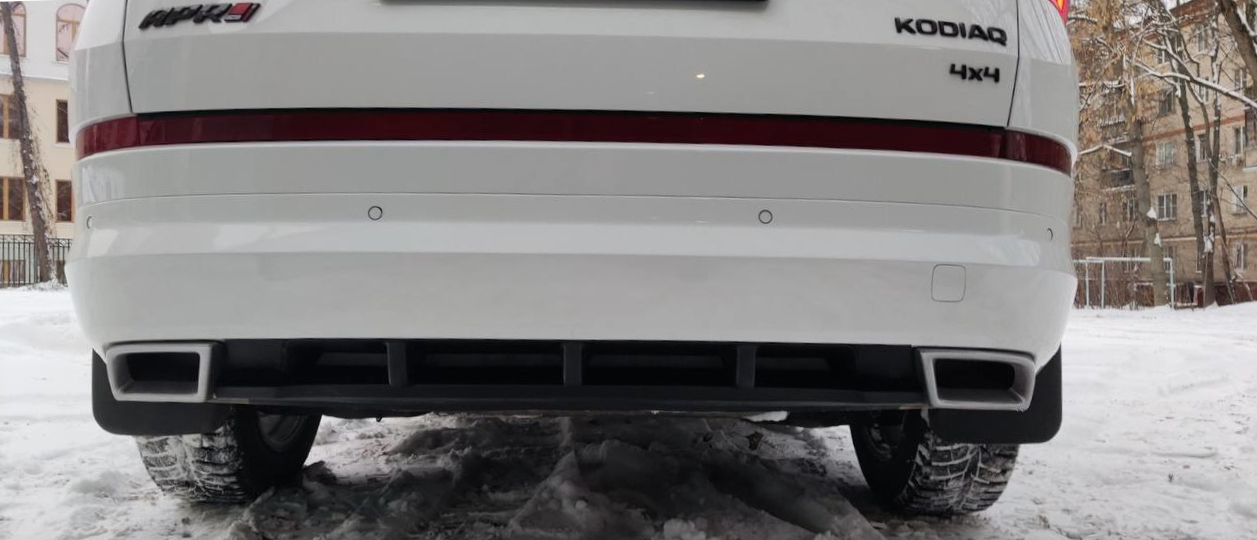 картинка Диффузор вставка заднего бампера Skoda Kodiaq 1 v2 - текстурный vonard customs 