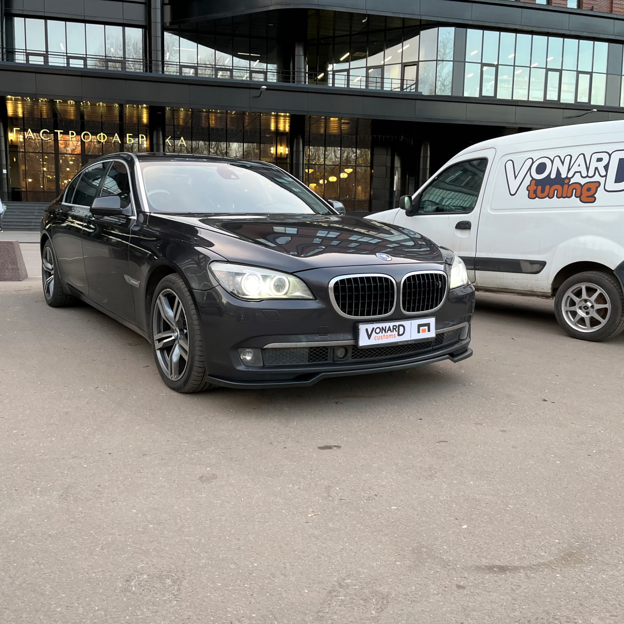 картинка Сплиттер переднего бампера BMW 7 F01 F02 (дорест) V3 (прилегающий) vonard customs 