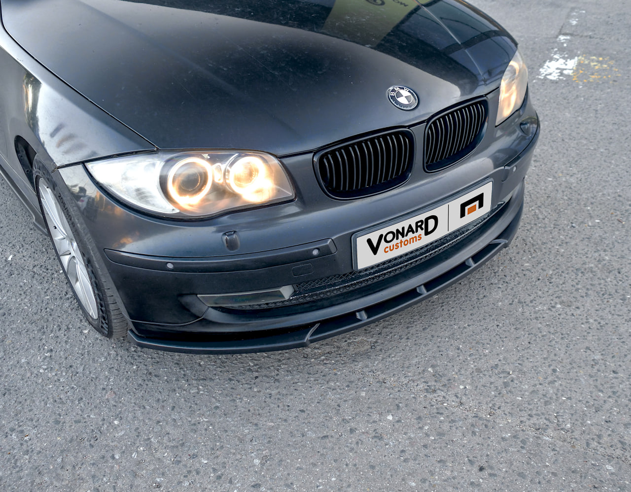 картинка Сплиттер переднего бампера BMW 1 E87 E81 рест. V2 vonard customs 