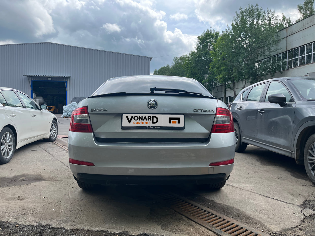 картинка Спойлер лезвие крышки багажника Skoda Octavia 3 A7 седан vonard customs 