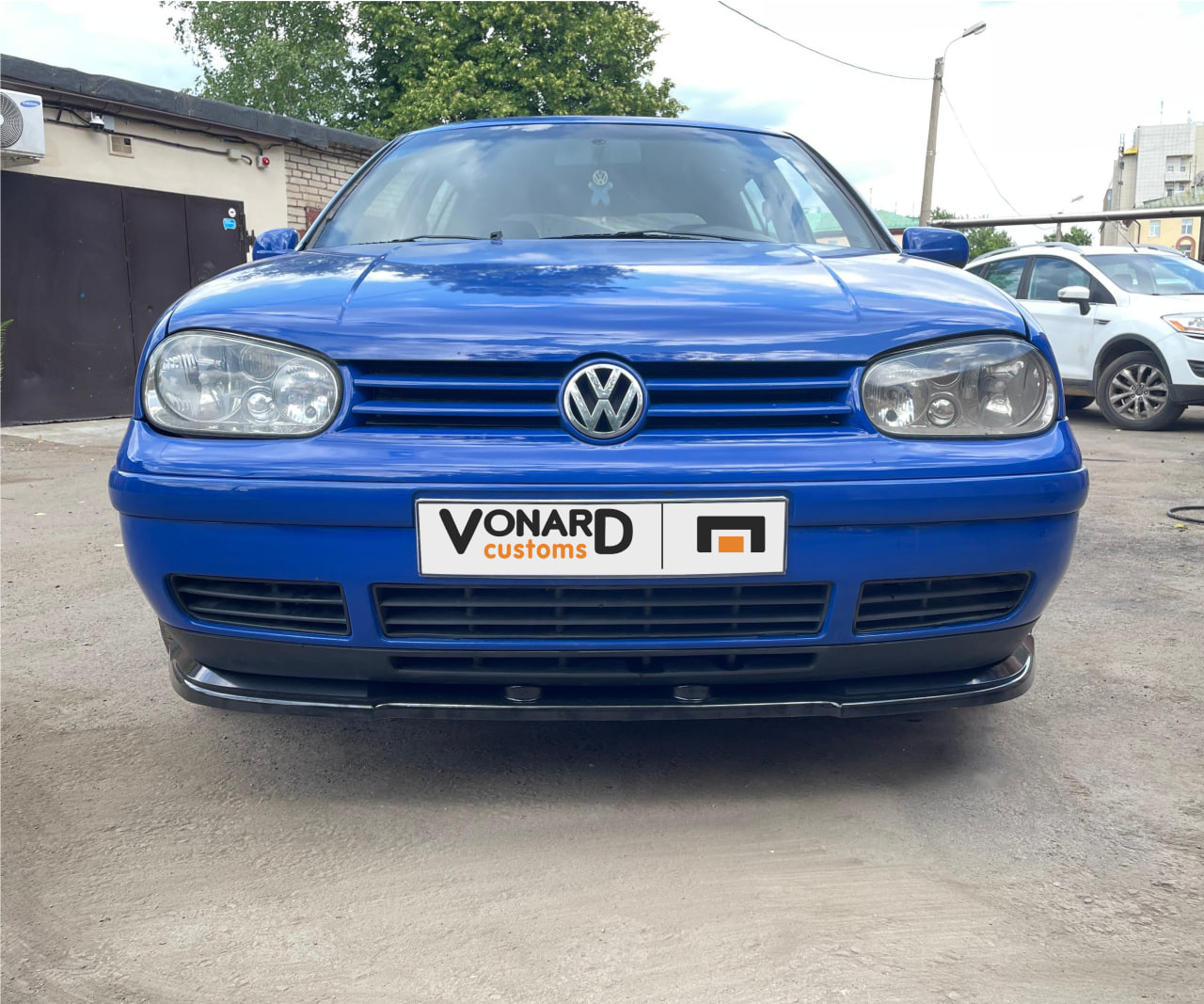 картинка Сплиттер переднего бампера VW Golf 4 vonard customs 