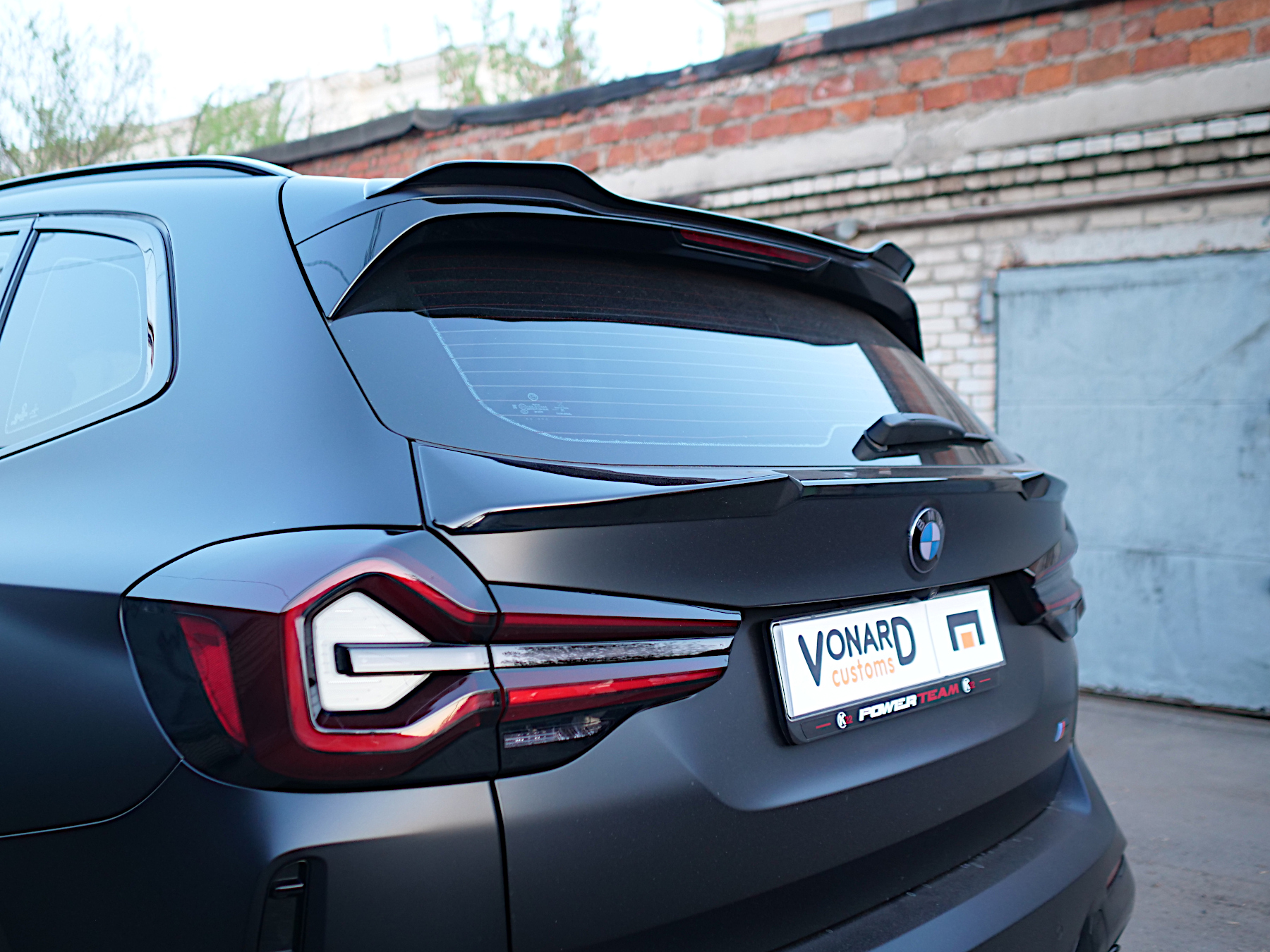 картинка Спойлер крышки багажника (нижний) BMW X3 G01 vonard customs 