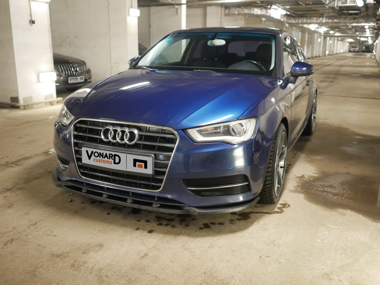 картинка Сплиттер переднего бампера Audi A3 8V - текстура vonard customs 