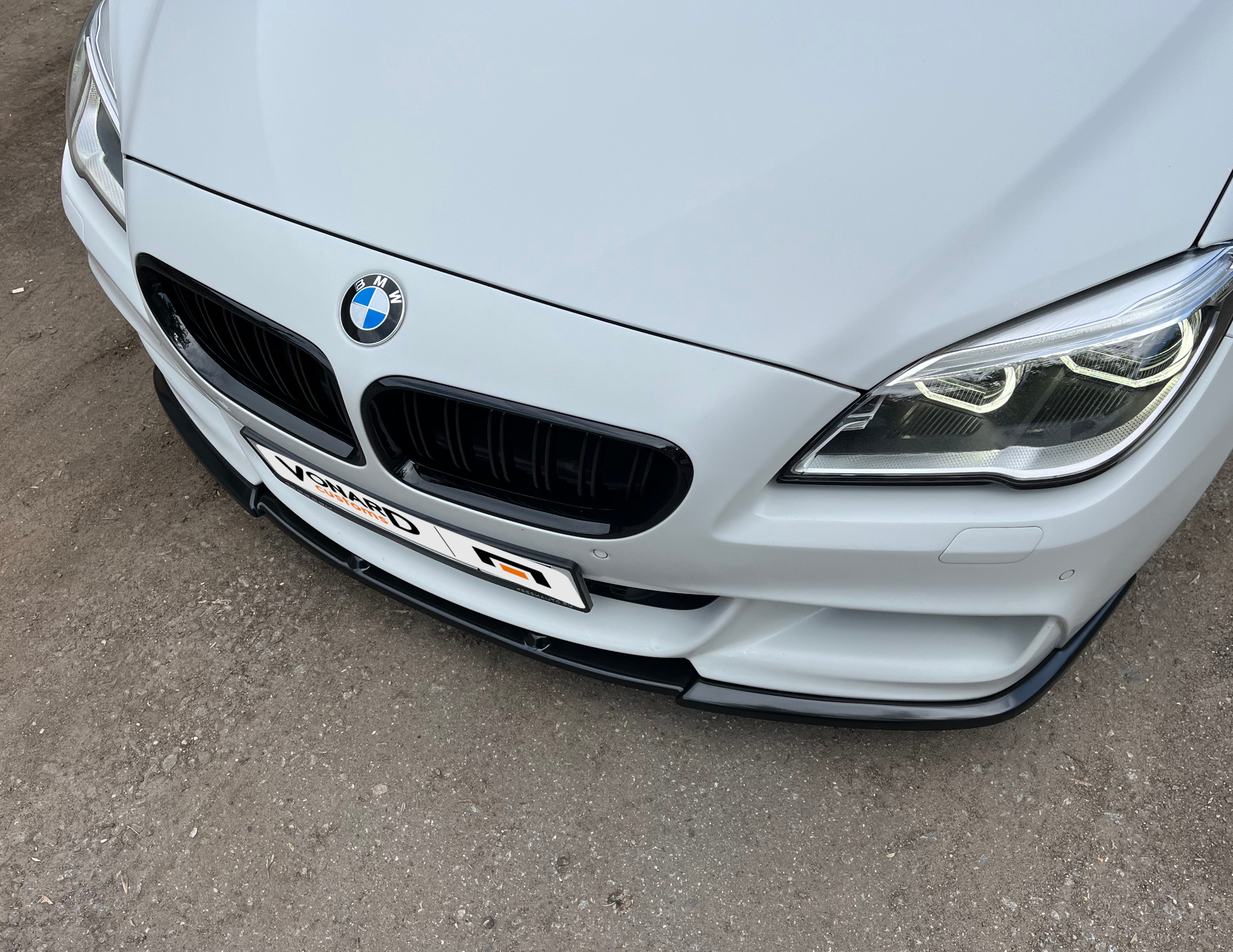 картинка Сплиттер переднего бампера BMW 6 F06 / F12 / F13 M-Pack vonard customs 