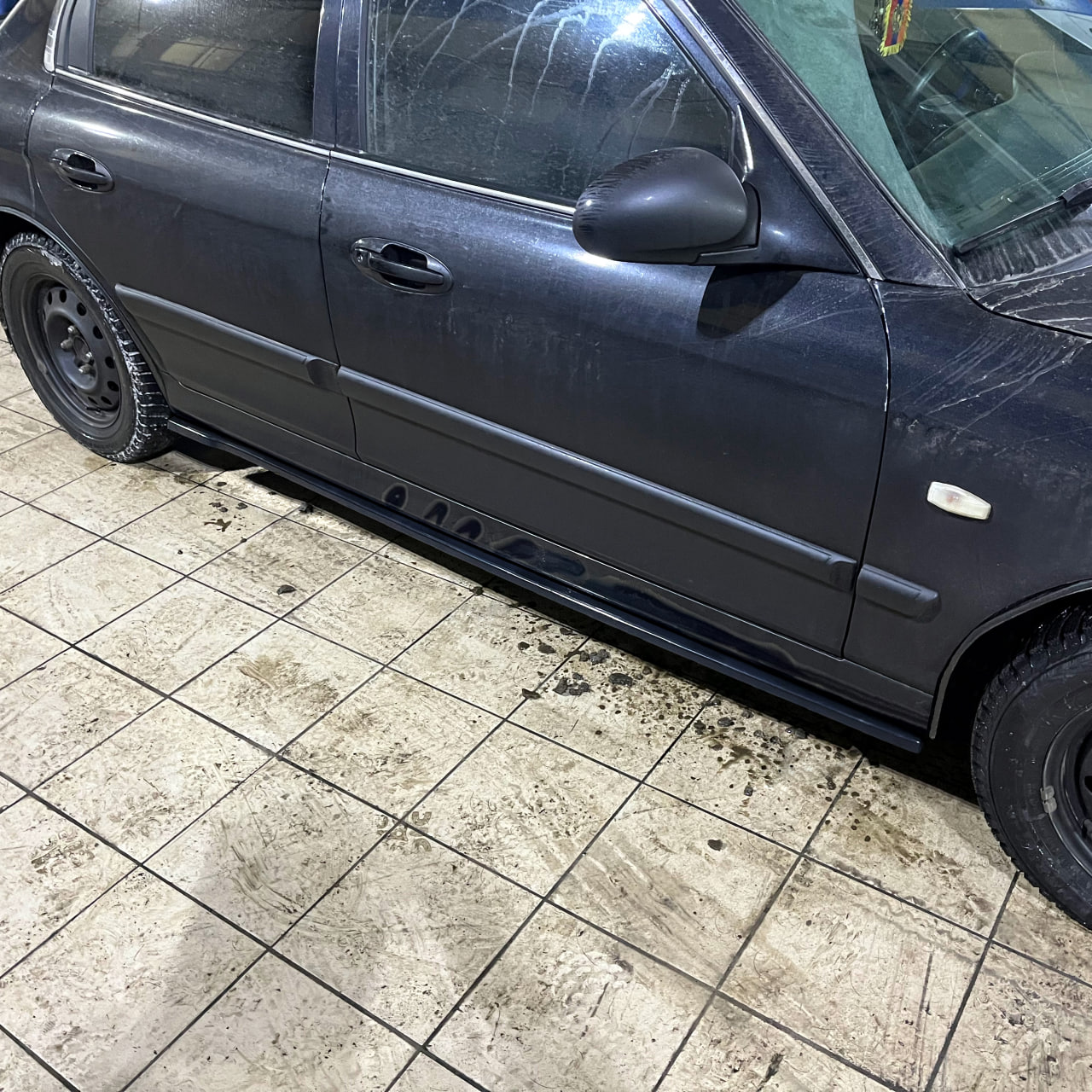 картинка Лезвия под пороги Hyundai Sonata 4 EF рест. vonard customs 