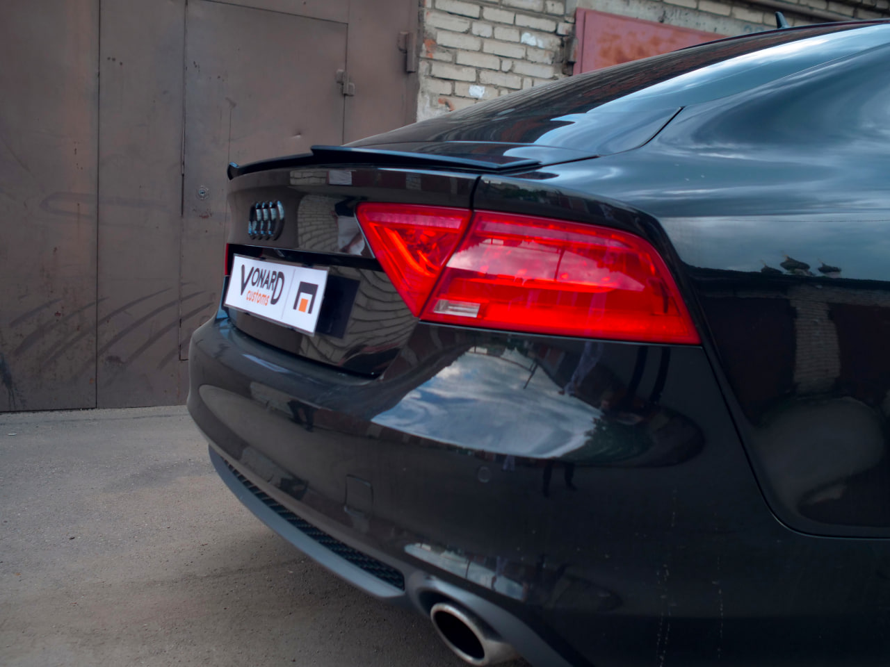 картинка Спойлер лезвие крышки багажника Audi A7 C7 (острый) vonard customs 