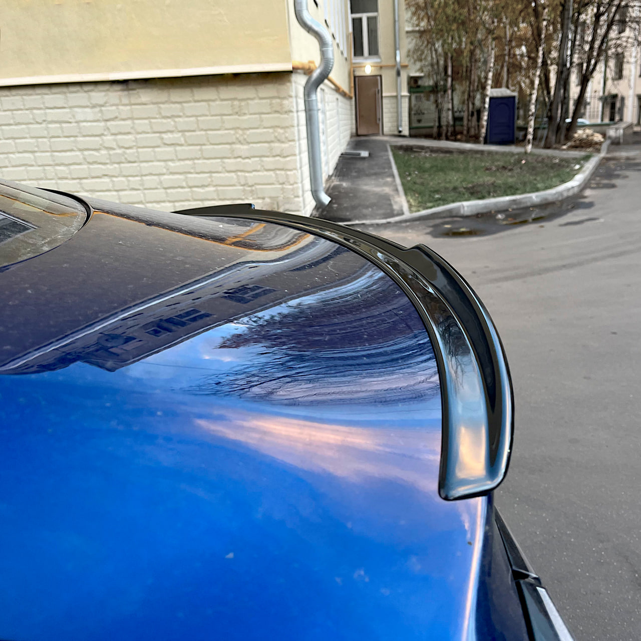 картинка Спойлер лезвие крышки багажника Tesla Model 3 (короткий с выемкой) - под покраску vonard customs 