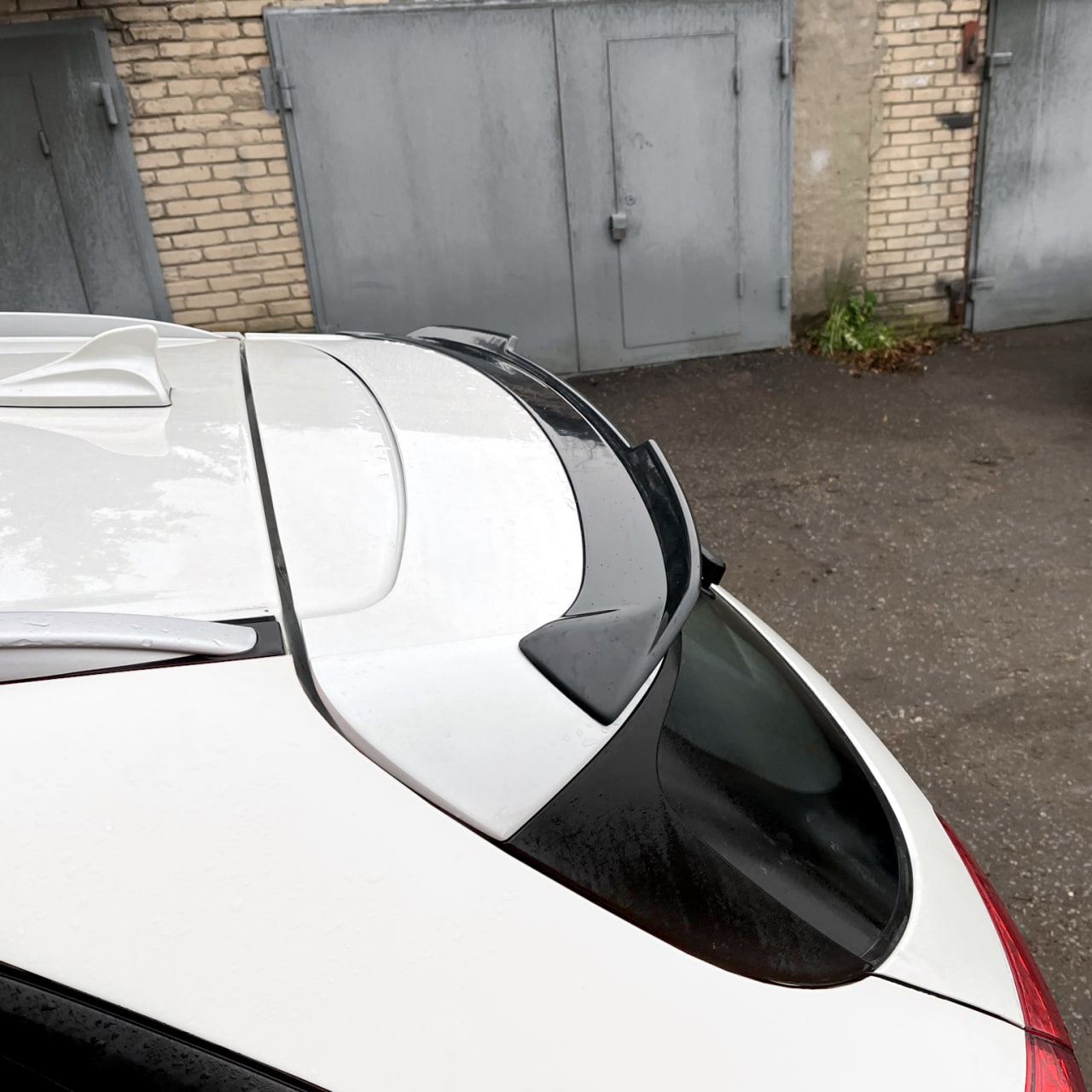 картинка Спойлер лезвие крышки багажника (верхний) Haval Jolion 1 vonard customs 