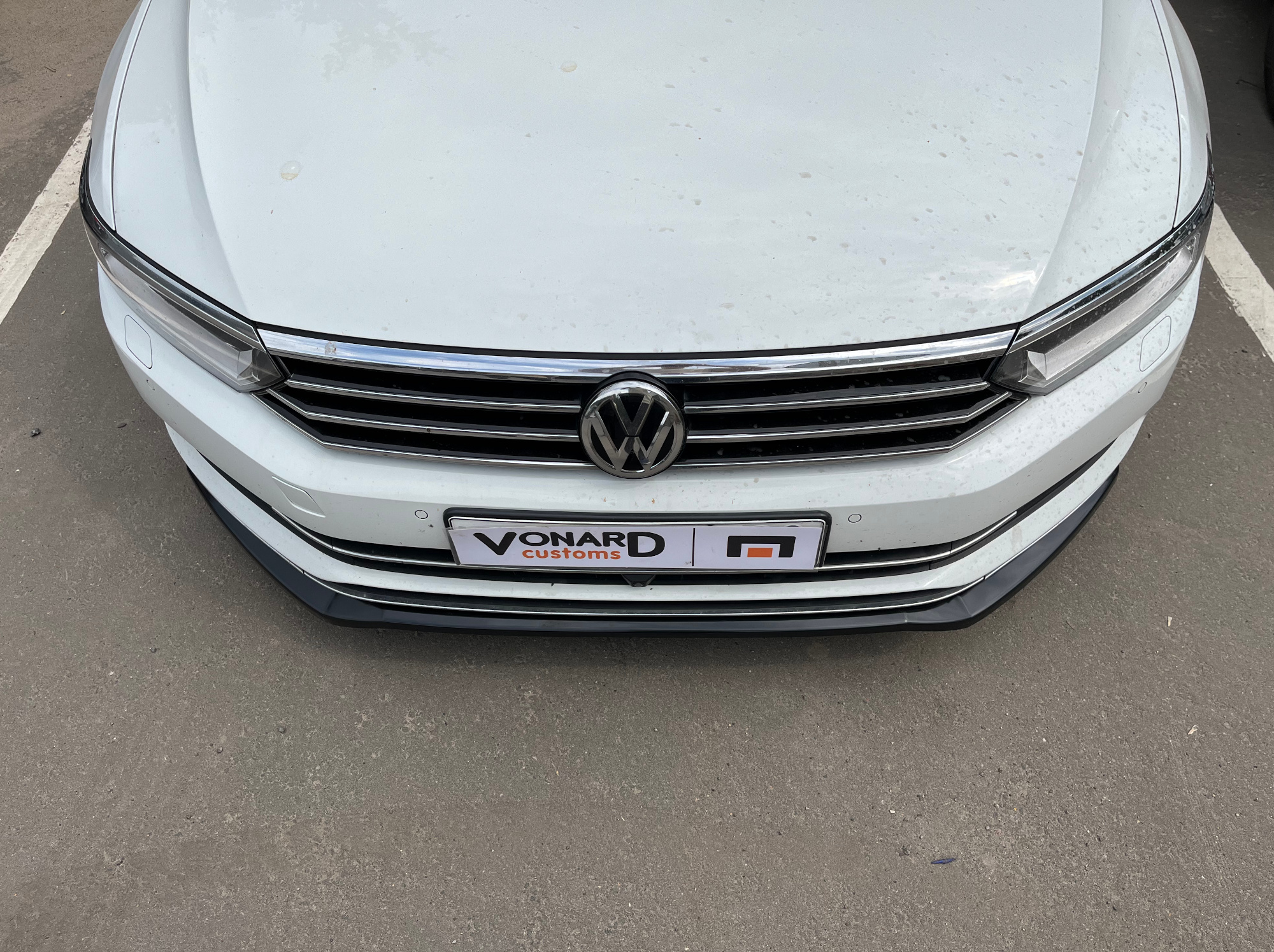 картинка Сплиттер переднего бампера VW Passat B8 (ver. 2) vonard customs 