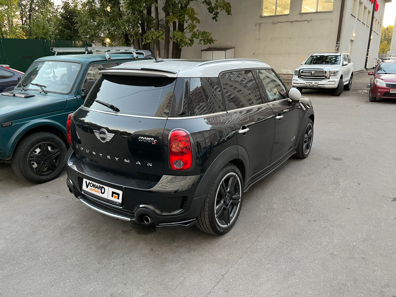 картинка Лезвия под пороги MINI R60 Countryman S vonard customs 