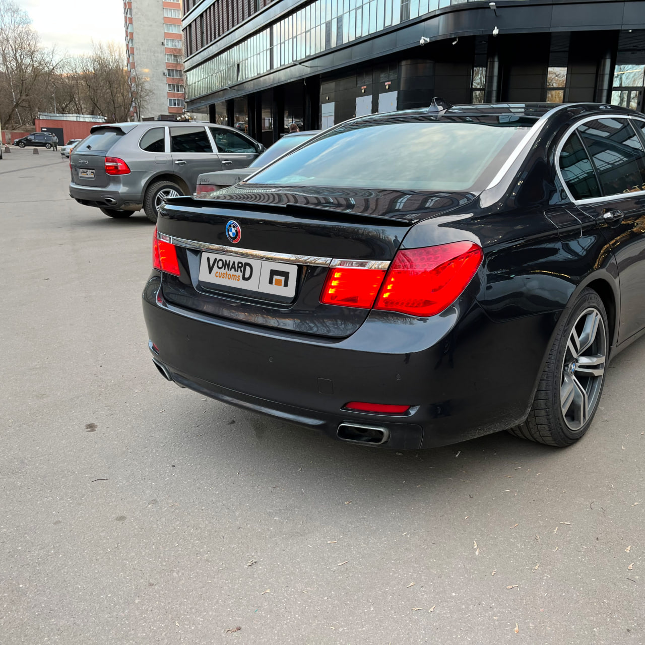 картинка Спойлер лезвие крышки багажника BMW 7 F01 F02 v1 vonard customs 