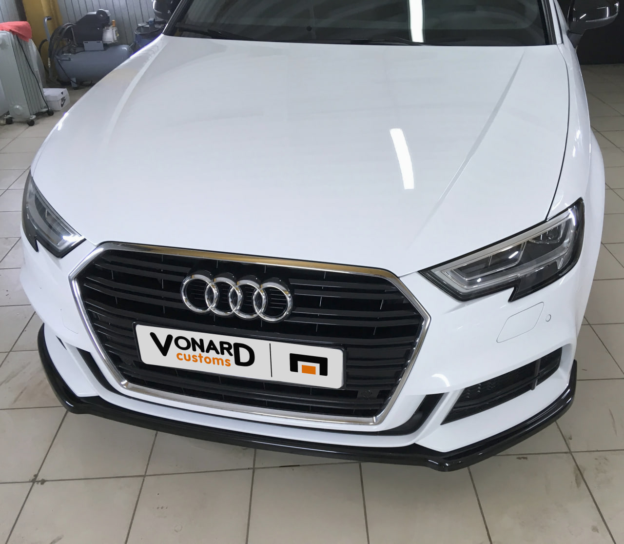 картинка Сплиттер переднего бампера Audi A3 8V S-Line рест. vonard customs 