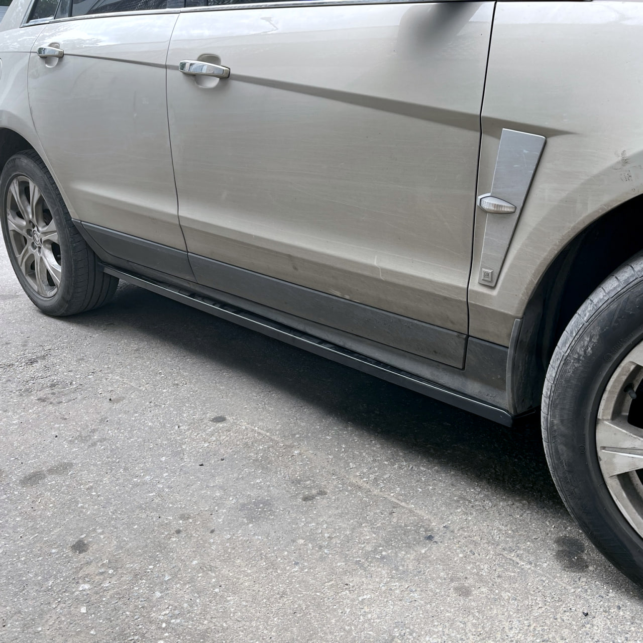 картинка Лезвия под пороги Cadillac SRX 2 vonard customs 