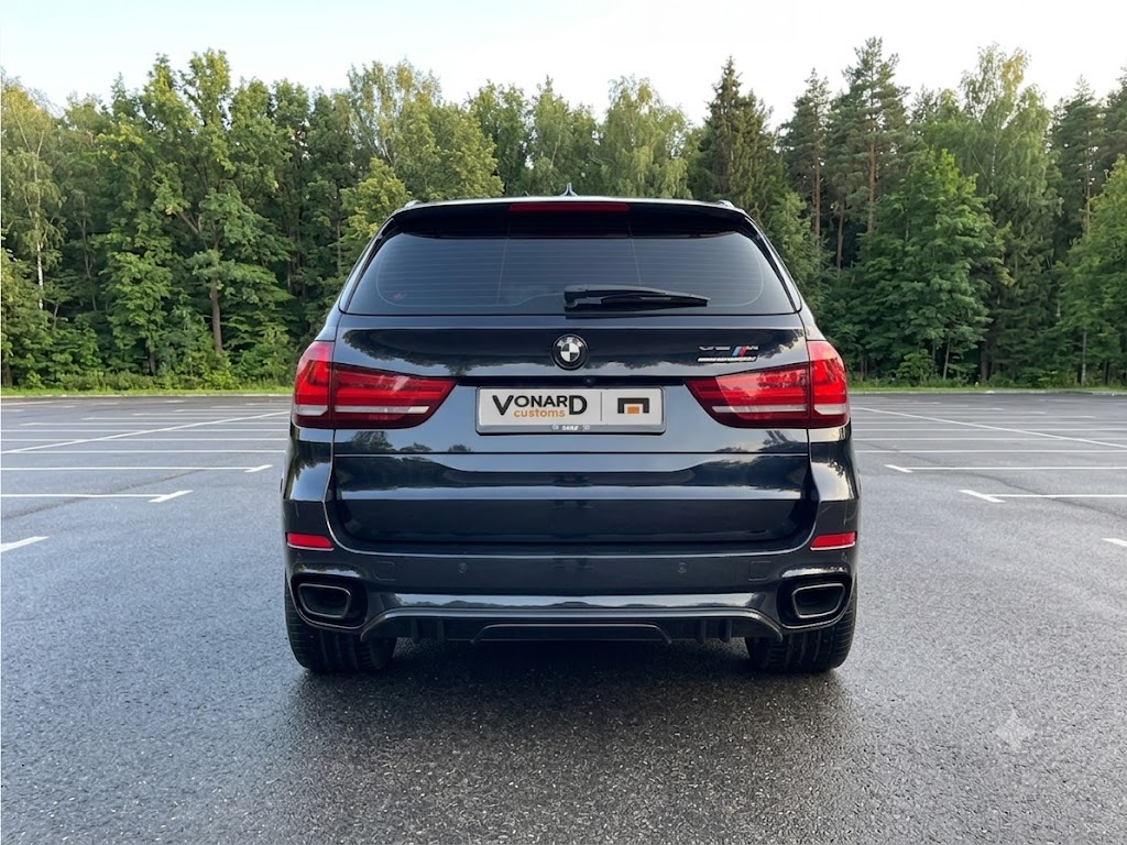 картинка Диффузор накладка заднего бампера BMW X5 F15 M-Pack V2 - под покраску vonard customs 