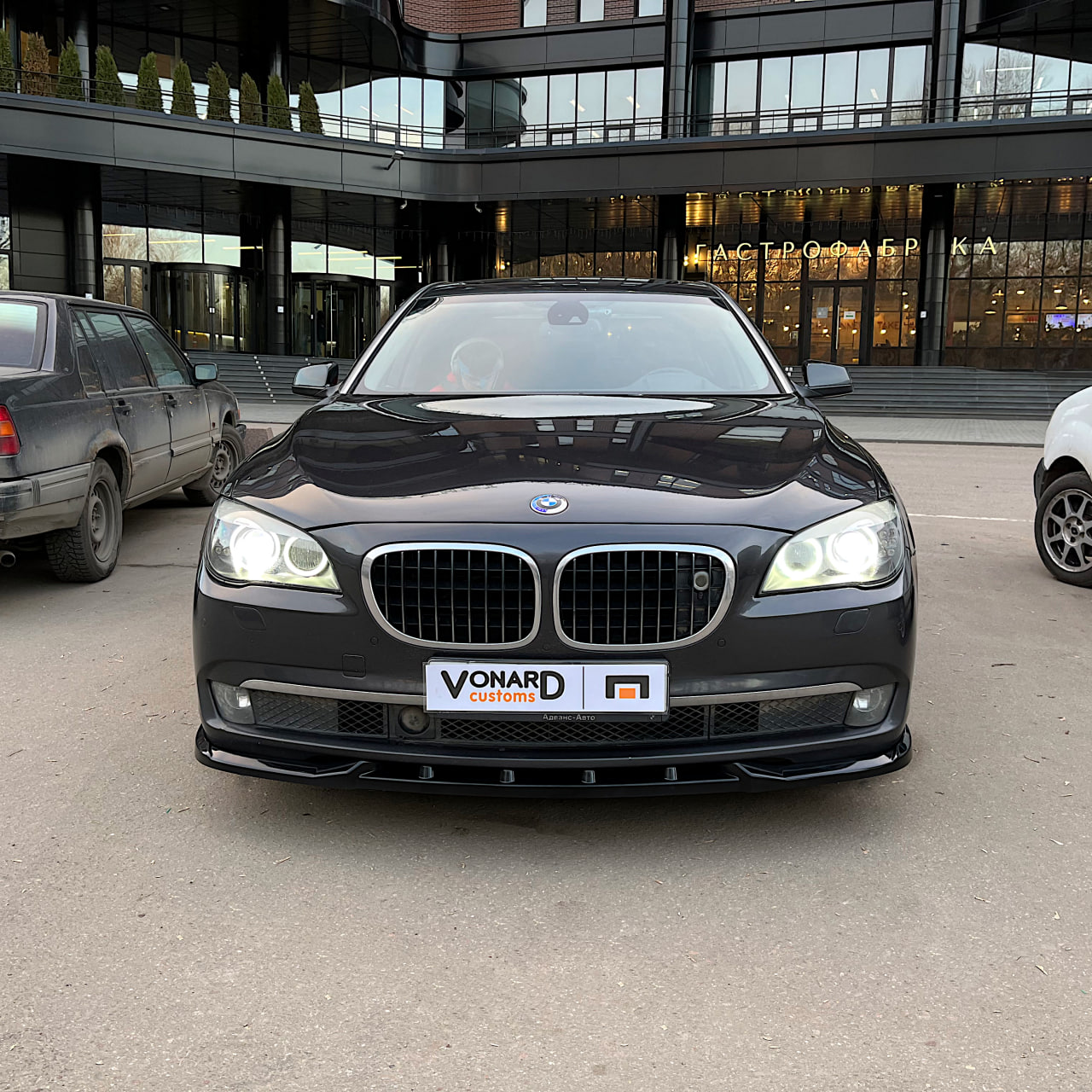 картинка Сплиттер переднего бампера BMW 7 F01 F02 (дорест) v1 vonard customs 
