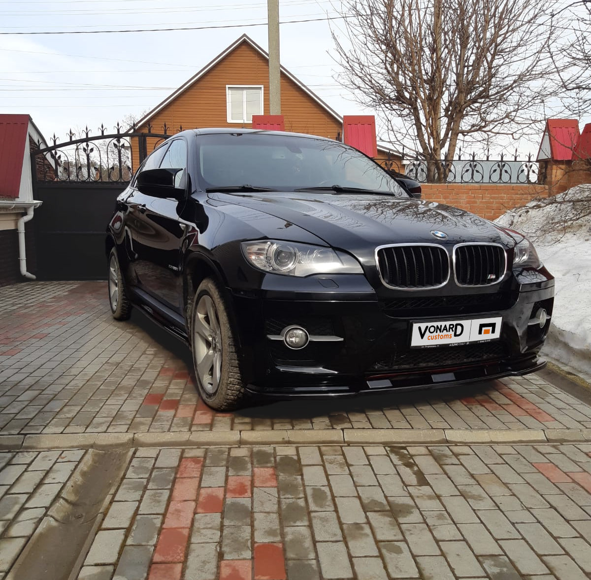 картинка Лезвия под пороги BMW X6 E71 - под покраску vonard customs 