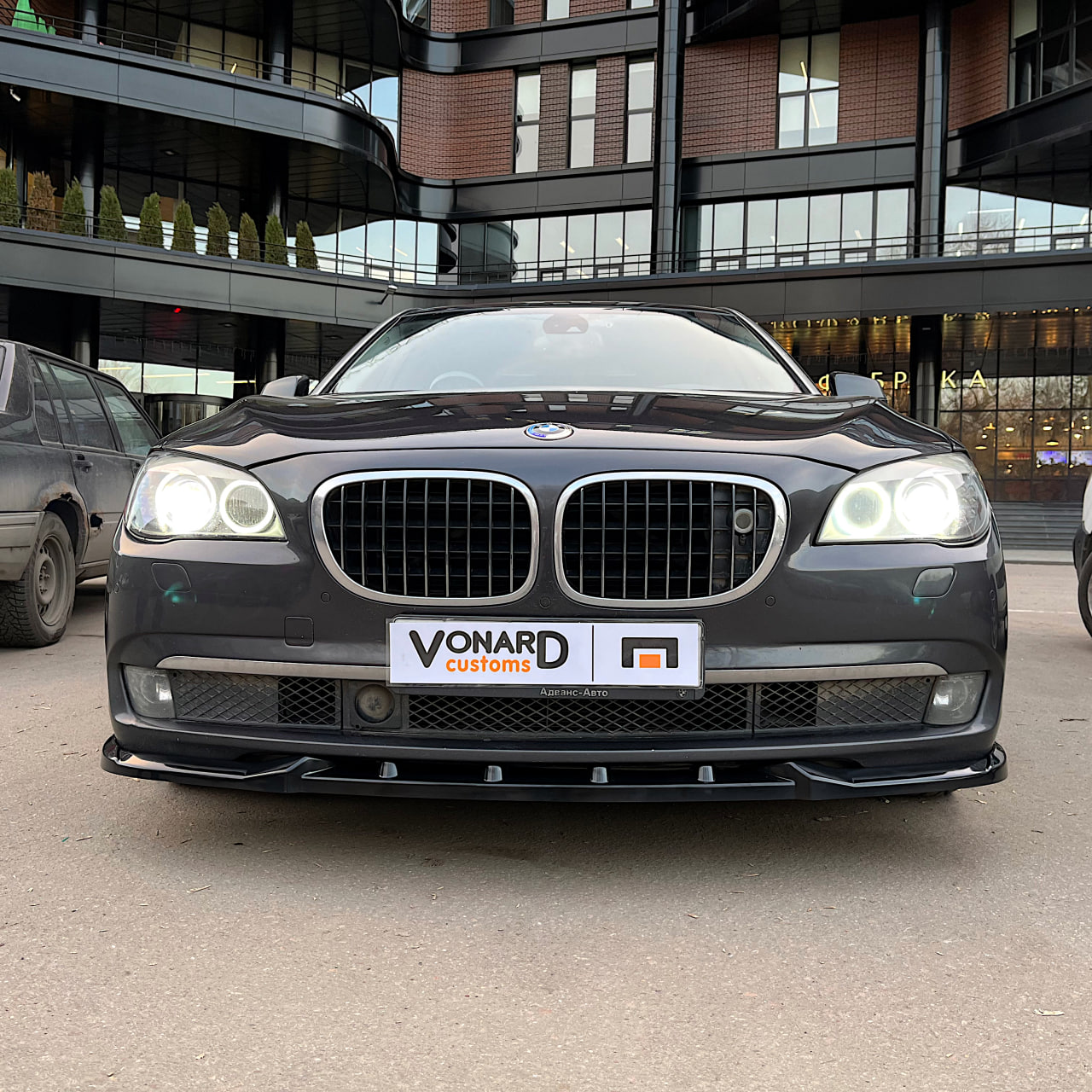 картинка Сплиттер переднего бампера BMW 7 F01 F02 (дорест) v1 vonard customs 