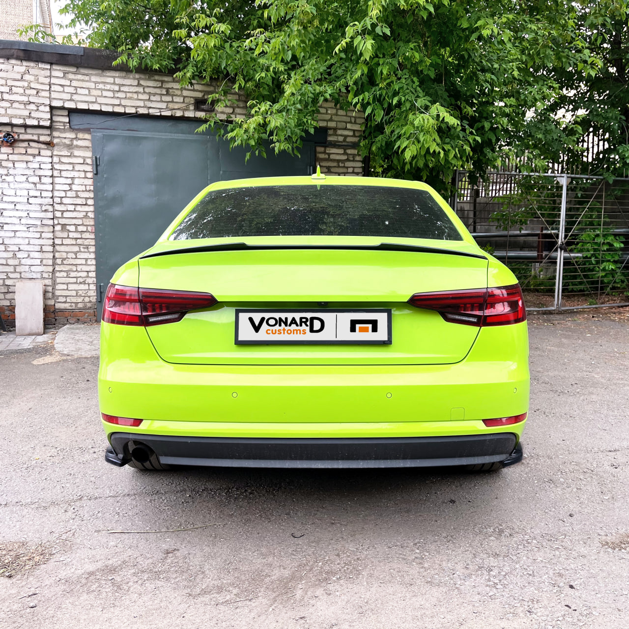 картинка Сплиттеры заднего бампера Audi A4 B9 стандарт (дорест) vonard customs 