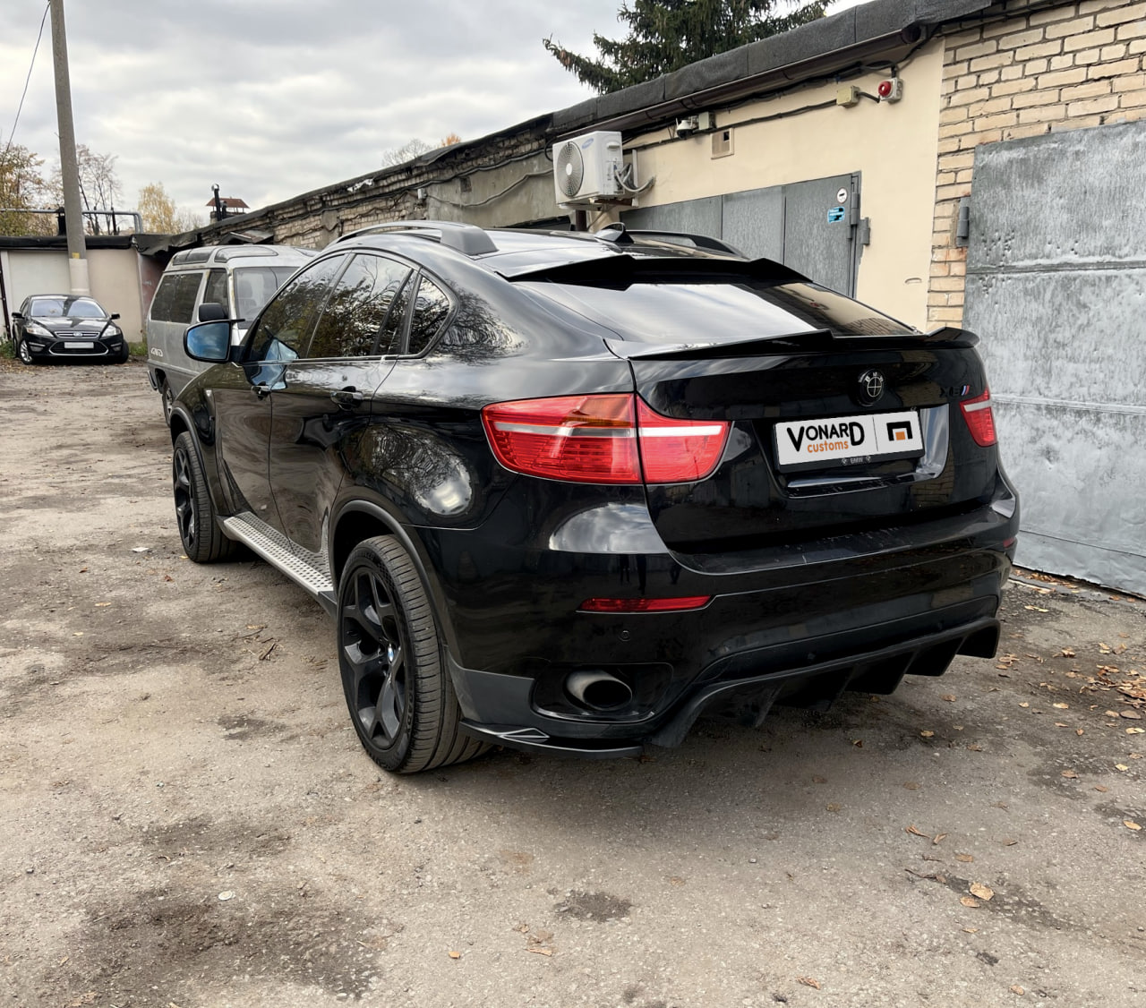 картинка Сплиттеры заднего бампера BMW X6 E71 vonard customs 