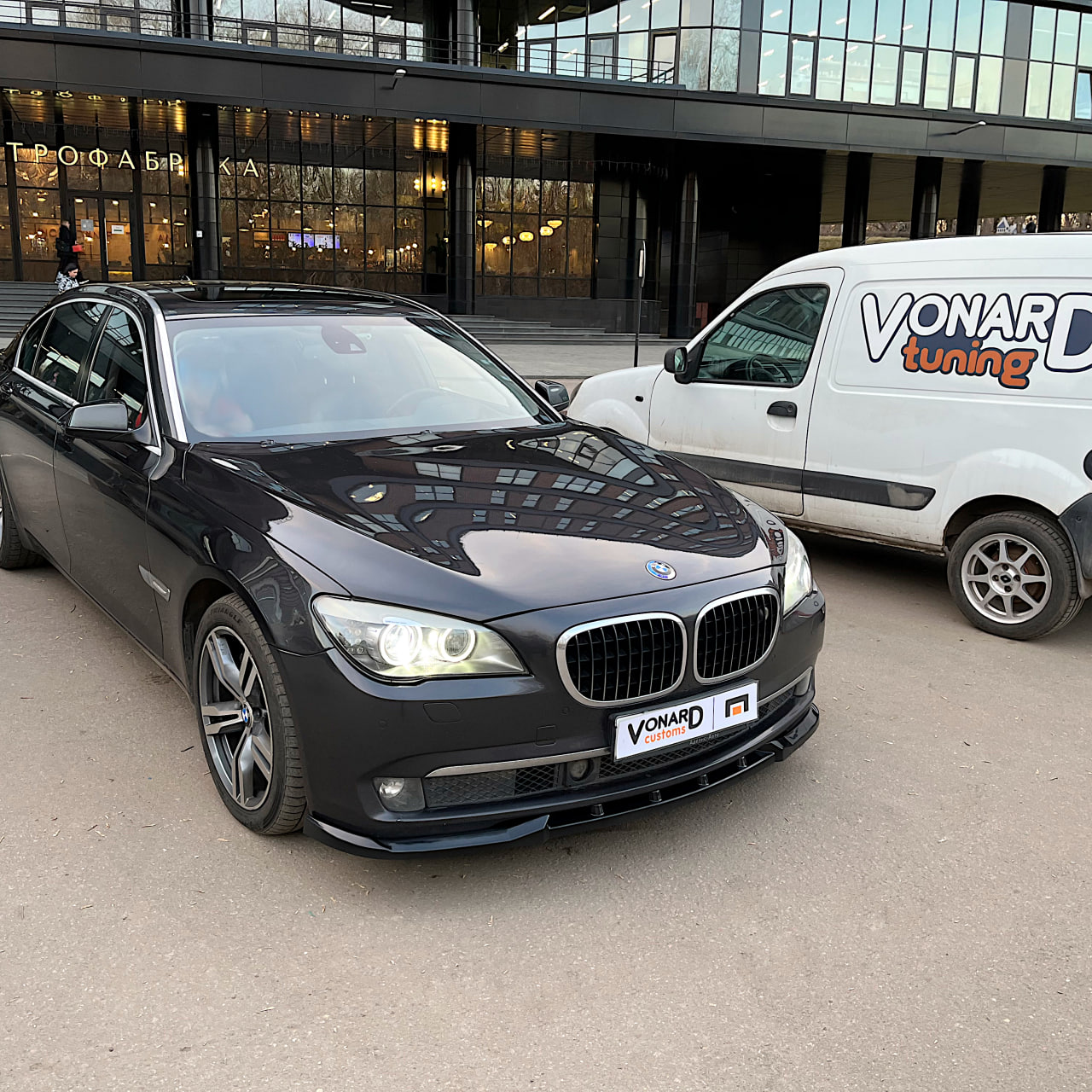 картинка Сплиттер переднего бампера BMW 7 F01 F02 (дорест) v1 vonard customs 