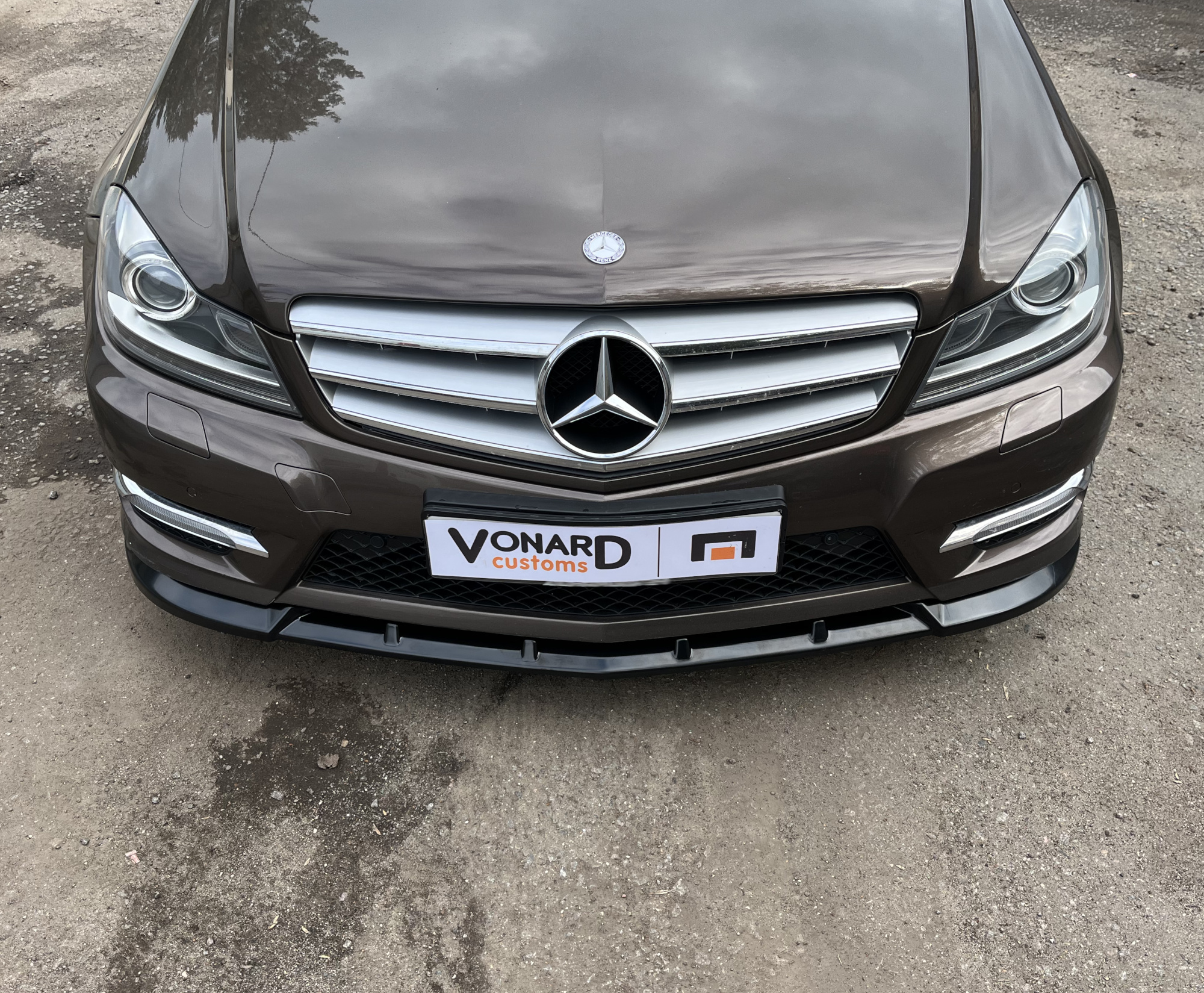 картинка Сплиттер переднего бампера Mercedes C W204 рест. vonard customs 