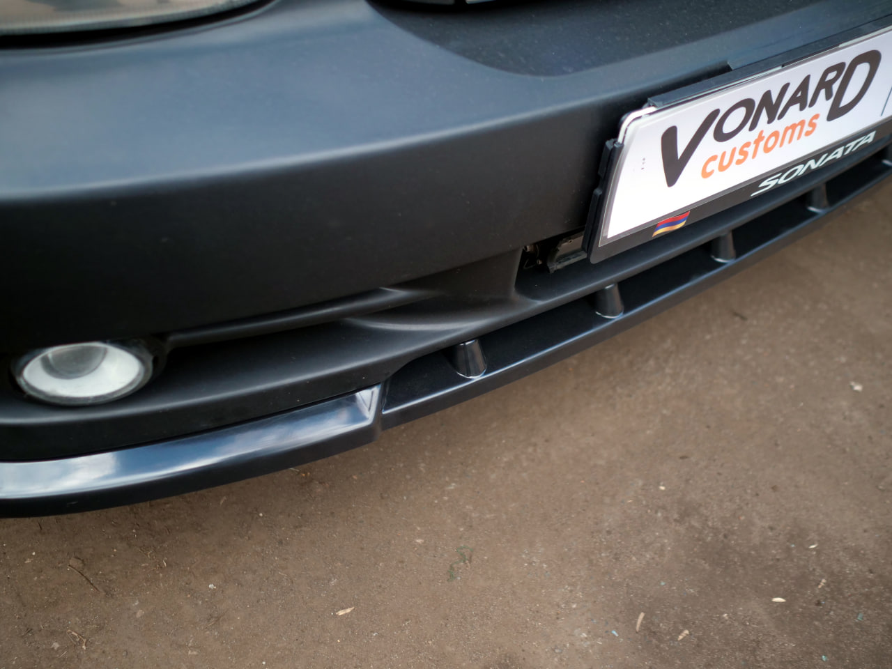 картинка Сплиттер переднего бампера Hyundai Sonata 4 рест. V2 vonard customs 