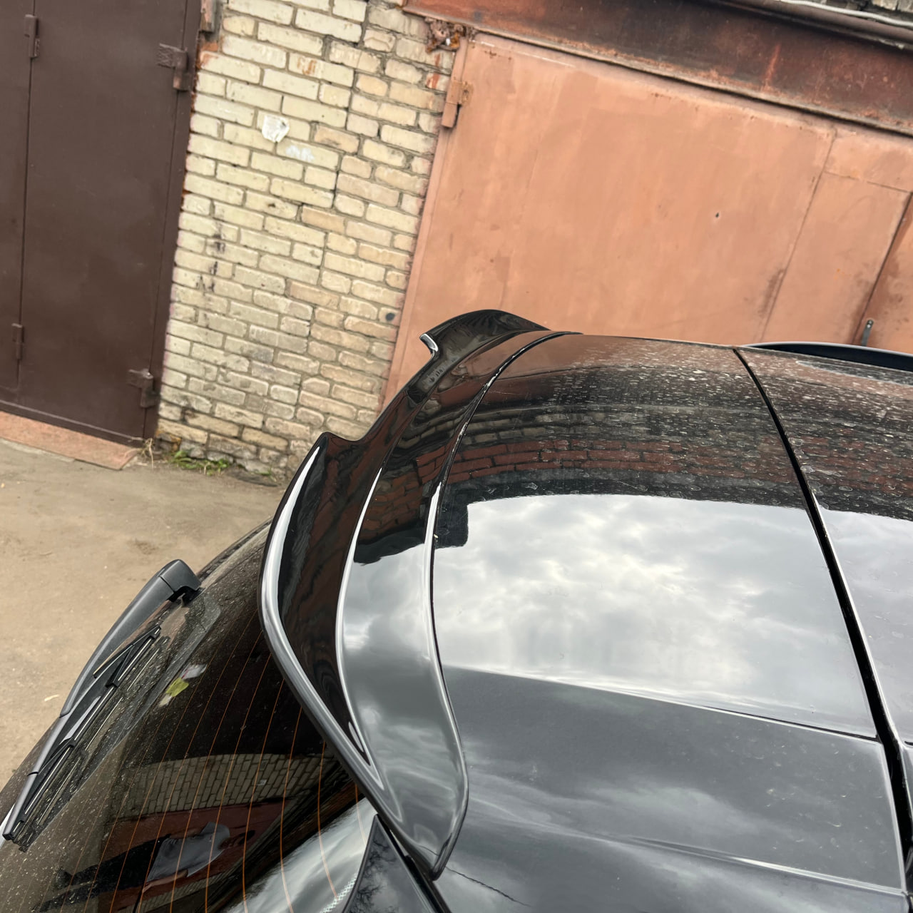 картинка Спойлер лезвие крышки багажника BMW X5 F15 vonard customs 