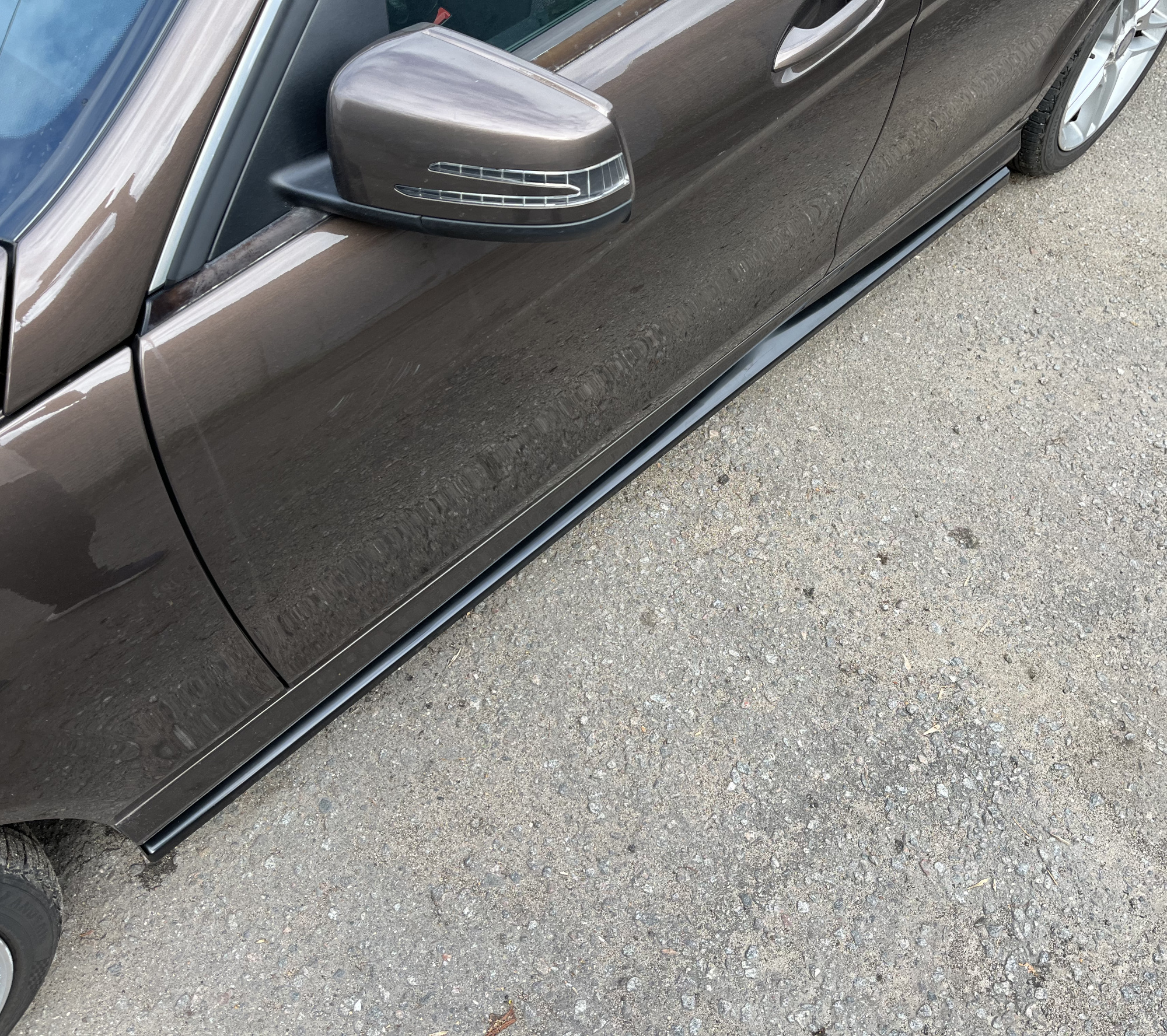 картинка Лезвия под пороги Mercedes C W204 рест. vonard customs 