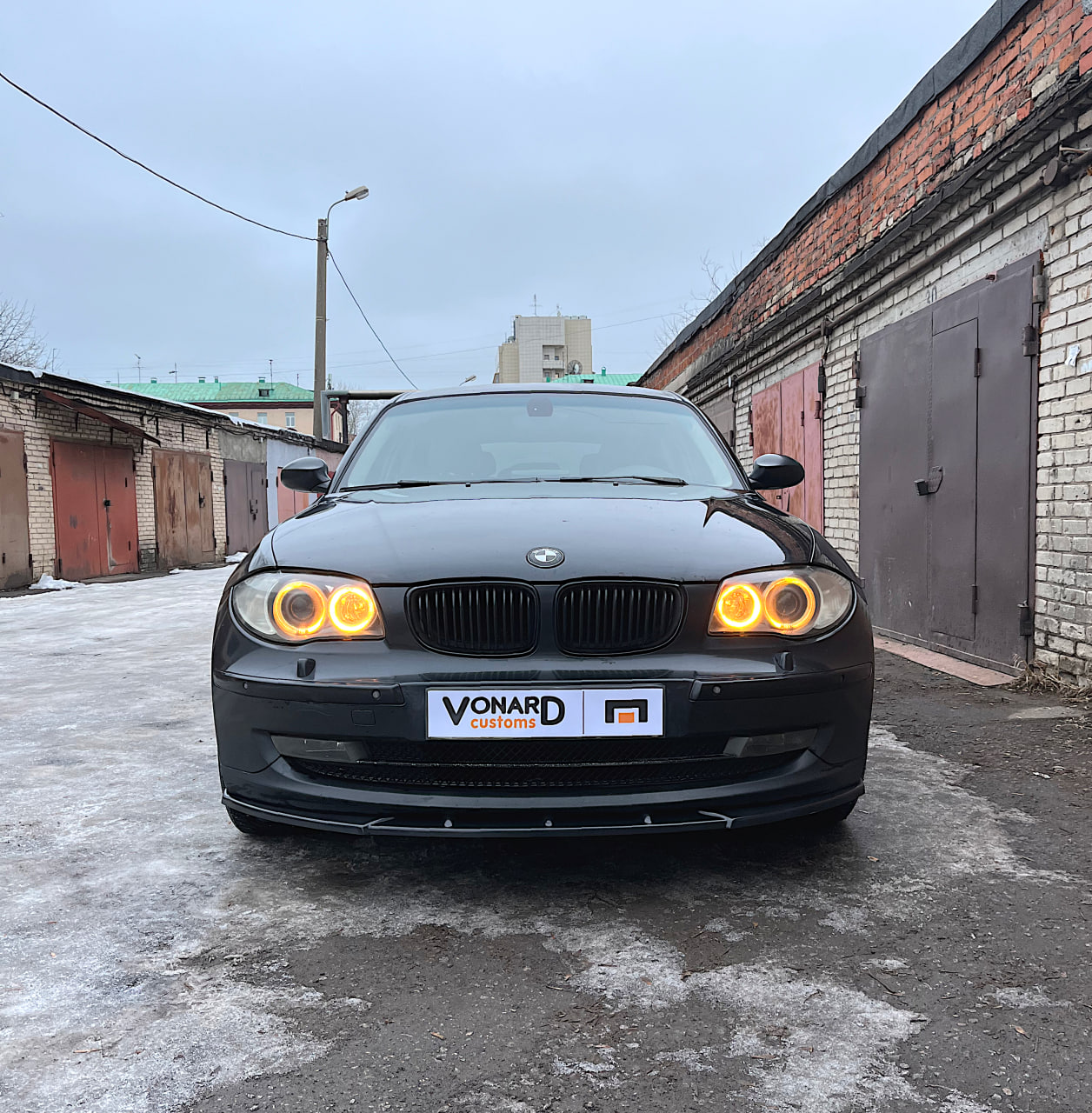 картинка Сплиттер переднего бампера BMW 1 E87 E81 рест. V2 vonard customs 