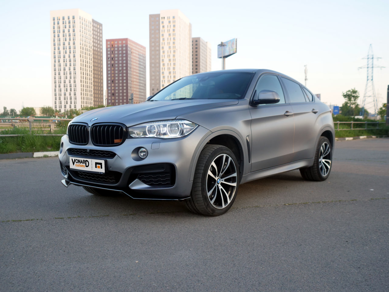картинка Сплиттер переднего бампера BMW X6 F16 M-Pack vonard customs 