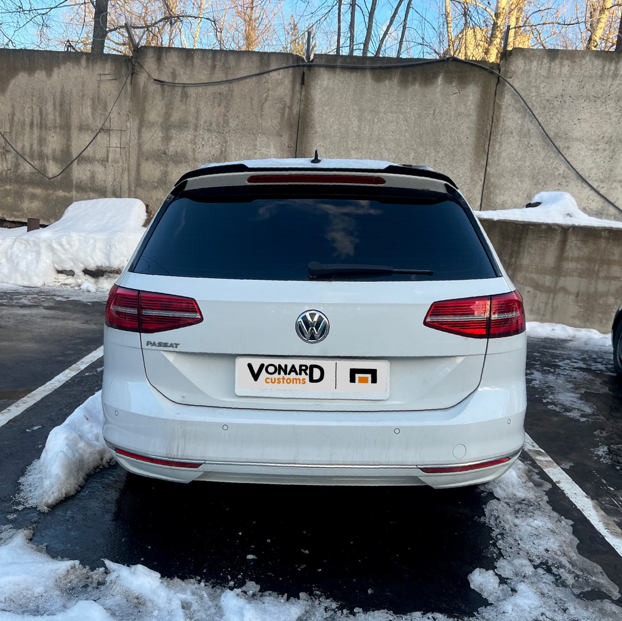 картинка Спойлер лезвие крышки багажника VW Passat B8 универсал vonard customs 