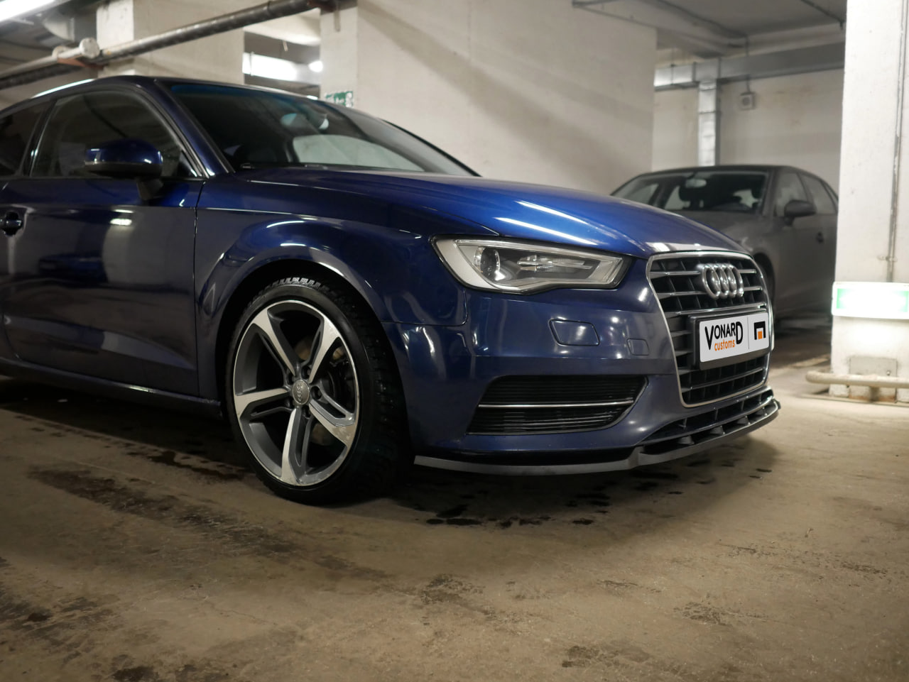 картинка Сплиттер переднего бампера Audi A3 8V - текстура vonard customs 