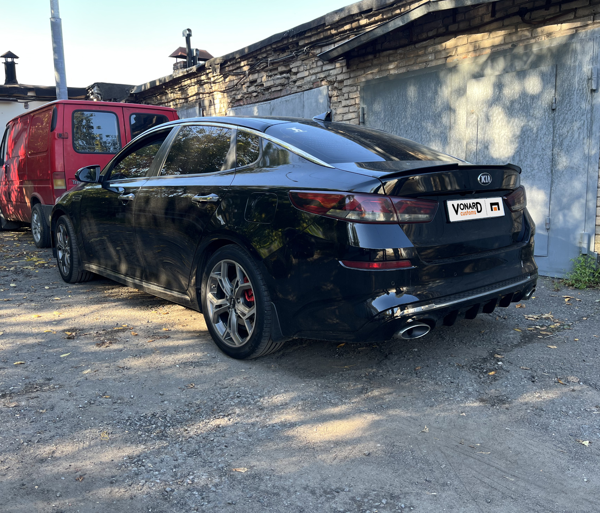 картинка Спойлер крышки багажника для KIA Optima 4 - черный глянец vonard customs 