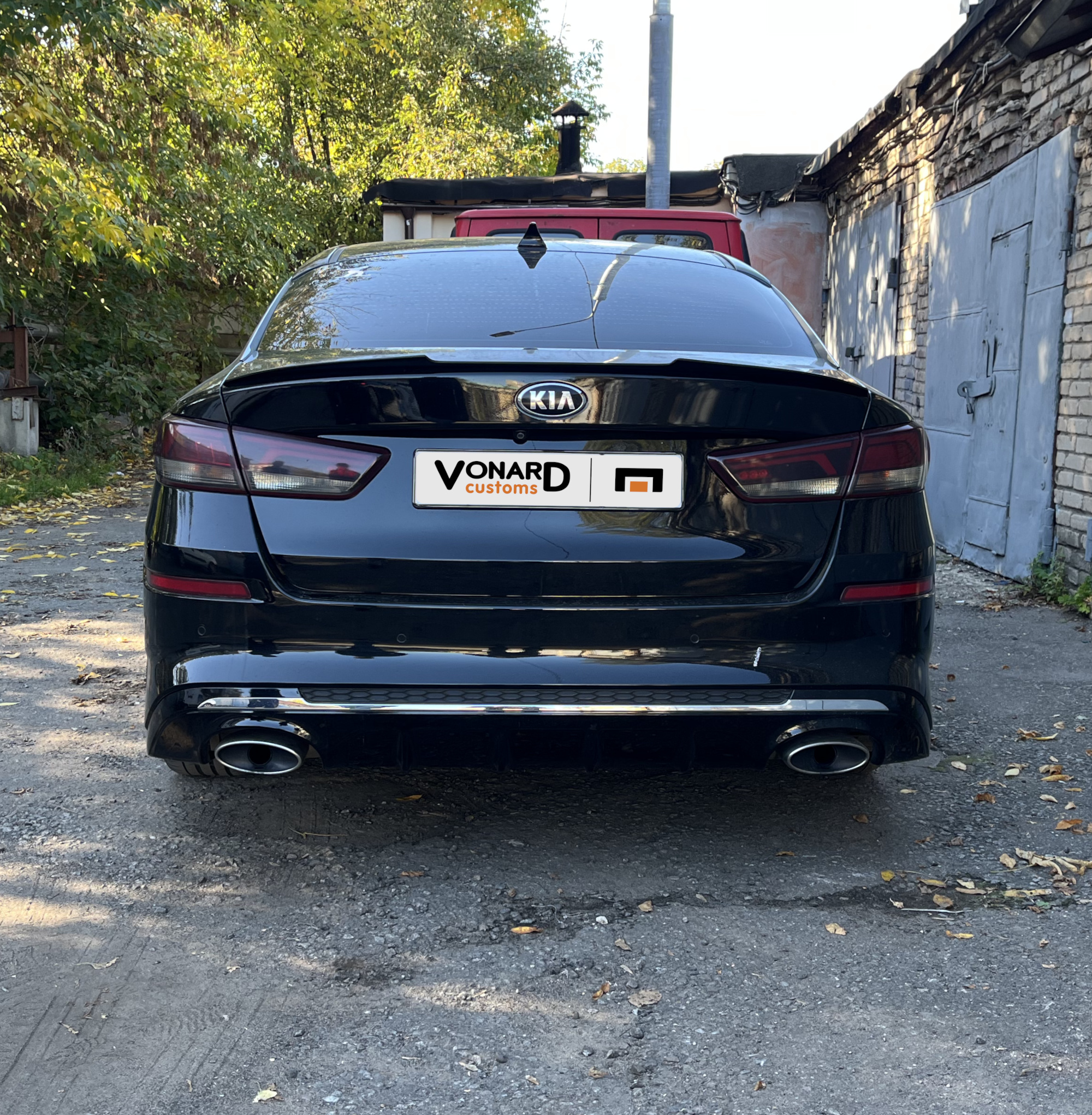 картинка Спойлер крышки багажника для KIA Optima 4 - черный металлик vonard customs 