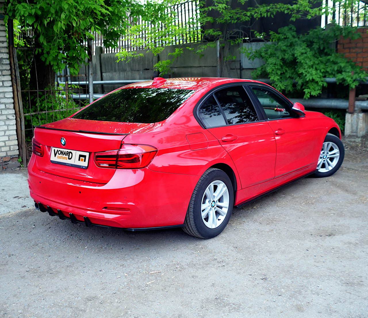 картинка Сплиттеры заднего бампера BMW 3 F30 рест. vonard customs 