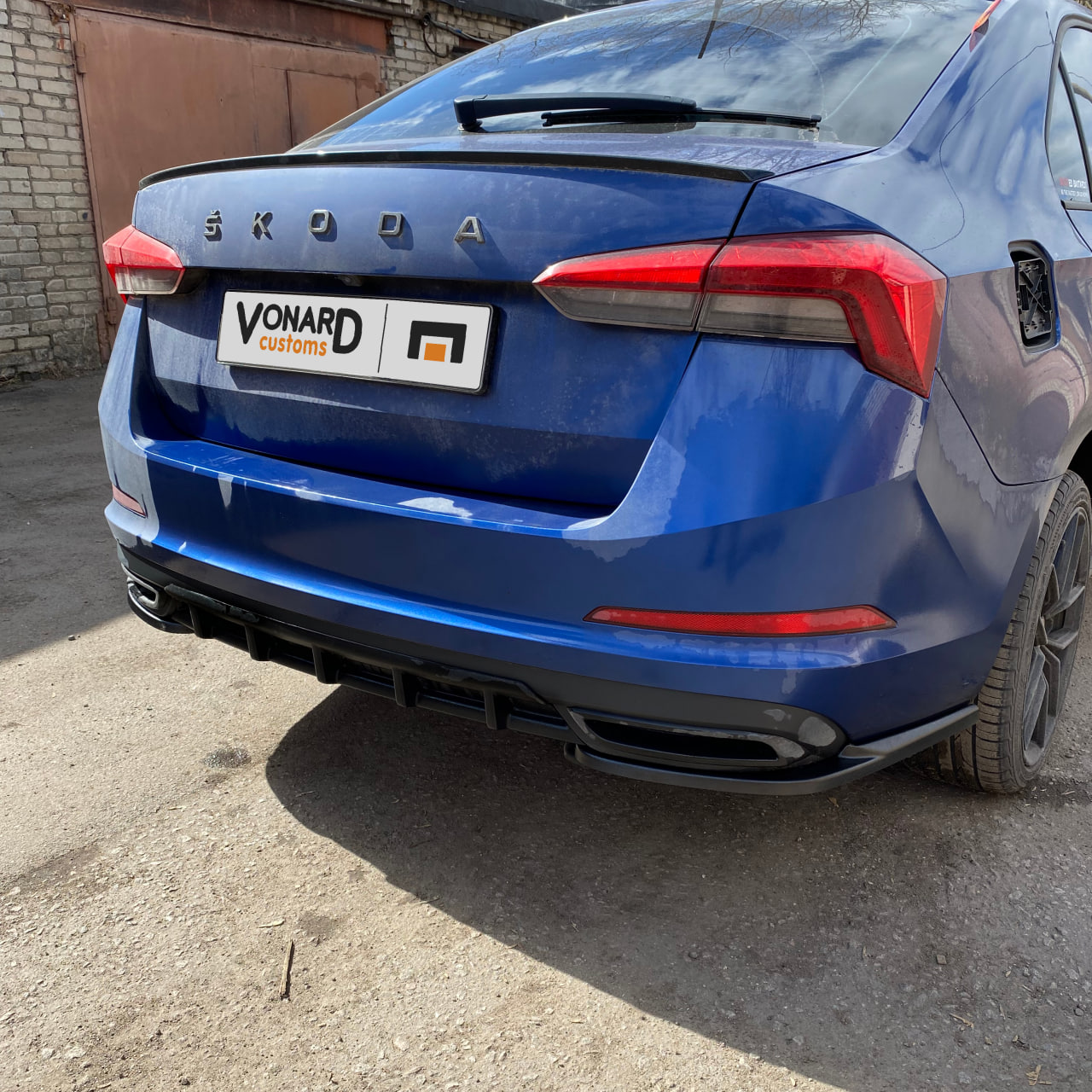 картинка Сплиттеры заднего бампера Skoda Rapid 2 vonard customs 