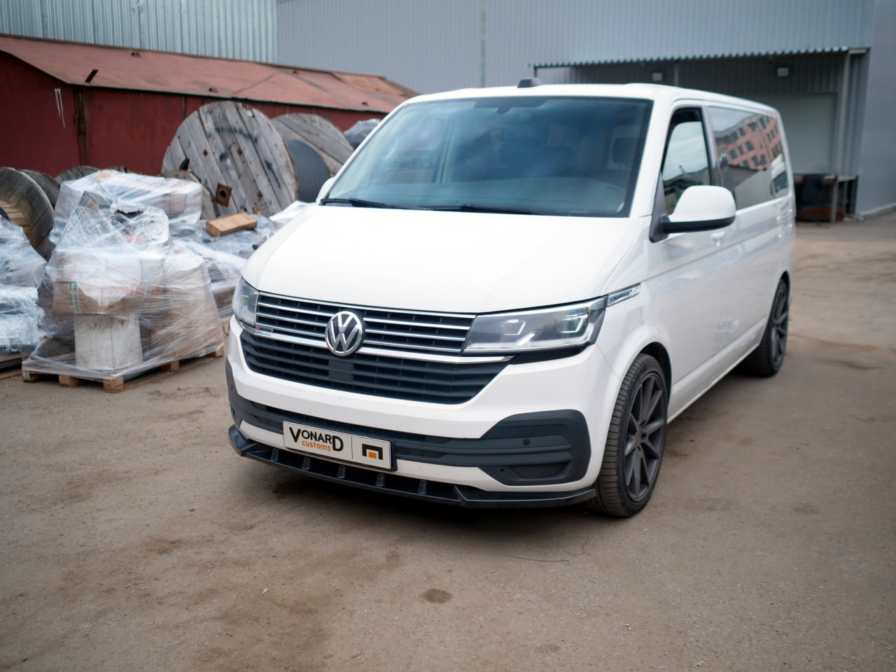 картинка Сплиттер переднего бампера VW T6.1 - под покраску vonard customs 